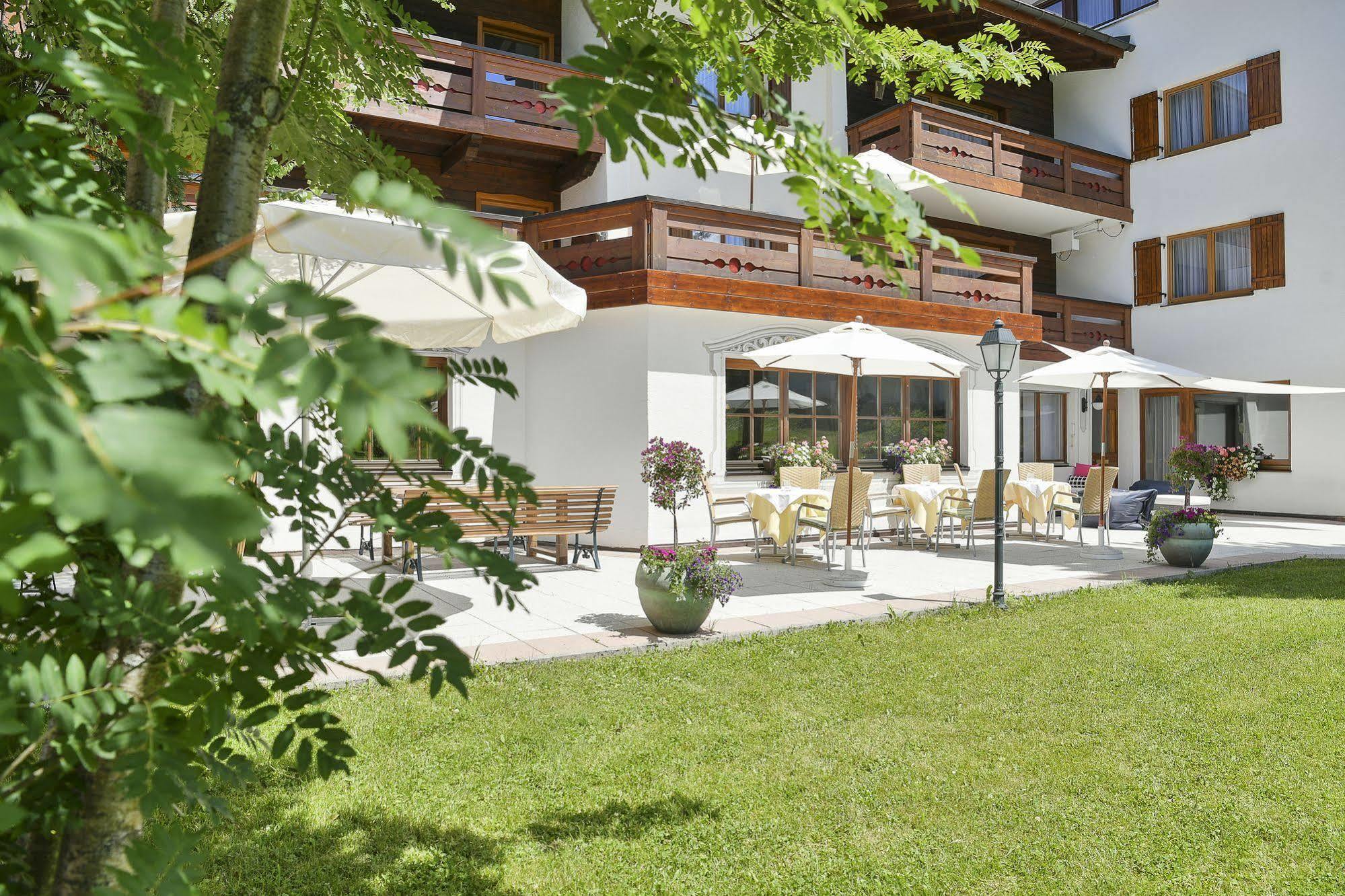 לך אם ארלברג Hotel Schwarzwand מראה חיצוני תמונה